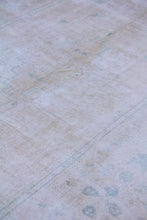 Load image into Gallery viewer, 6x11 Vintage Central Anatolian Turkish Area Rug | SKU 743