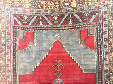 Load image into Gallery viewer, 5x11 Vintage Central Anatolian Oushak Style 'Taşpınar' Turkish Area Rug | Bold Medallion Warm Colors Spacious Field Floral Borders | SKU 238