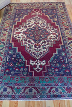 Load image into Gallery viewer, 6x10 Vintage Central Anatolian 'Yesilhisar' Turkish Area Rug with large medallion on a bold field and flowers | SKU 328