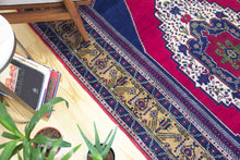 Load image into Gallery viewer, 5x10 Vintage Central Anatolian 'Taspinar' Turkish Area Rug | Colorful traditional medallion design spacious corners | SKU 329