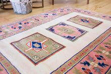 Load image into Gallery viewer, 4x5 Vintage Western Anatolian 'Yoruk' Turkish Area Rug | Three medallion field on ivory field with pink border | SKU 339