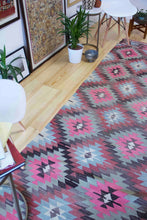 Load image into Gallery viewer, 6x10 Vintage Anatolian Turkish Kilim Area Rug | Interlocked pink gray geometric tribal symbols | SKU 409