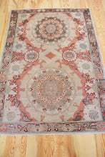 Load image into Gallery viewer, 4x6 Vintage Central Anatolian 'Oushak' Turkish Area Rug | Double medallion muted colors spacious design | SKU 431