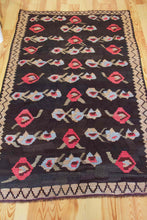 Load image into Gallery viewer, 5x7 Vintage Eastern Anatolian 'Kars' Turkish Kilim Area Rug | Balanced floral design onyx field geometric border | SKU 485