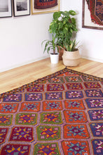 Load image into Gallery viewer, 6x9 Vintage Anatolian Turkish Kilim Area Rug | Repeating staggered all over tribal motifs with stars in centers | SKU 535