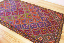 Load image into Gallery viewer, 6x9 Vintage Anatolian Turkish Kilim Area Rug | Repeating staggered all over tribal motifs with stars in centers | SKU 535