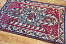 Load image into Gallery viewer, 4x6 Vintage Central Anatolian 'Nigde' Turkish Rug | Famous Kazak shield medallion design light border | SKU 536