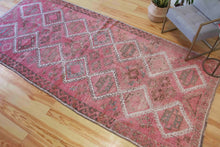 Load image into Gallery viewer, 5x11 Vintage South Eastern Anatolian Oushak Style 'Antep' Turkish Area Rug Symmetrical Diamond Design with Alternating Motifs | SKU 545