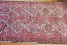 Load image into Gallery viewer, 5x11 Vintage South Eastern Anatolian Oushak Style 'Antep' Turkish Area Rug Symmetrical Diamond Design with Alternating Motifs | SKU 545