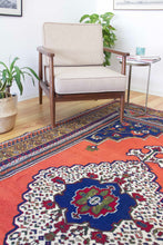 Load image into Gallery viewer, 6x11 Vintage Central Anatolian 'Taspinar' Turkish Area Rug Bold Medallion Spacious Field Floral Corner Brackets Geometric Border | SKU 548