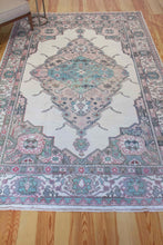 Load image into Gallery viewer, 7x10 Vintage Western Anatolian Oushak Style 'Kula' Turkish Area Rug Bold Diamond Medallion Geometric Design Floral Border | SKU 601
