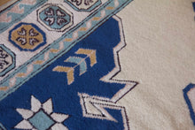 Load image into Gallery viewer, 5x8 Vintage Central Anatolian 'Sultanhan' Turkish Rug | Bold Medallion Muted Colors Geometric Design | SKU 672