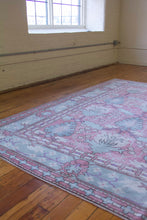 Load image into Gallery viewer, 5x9 Vintage Central Anatolian Turkish Area Rug | SKU 321
