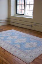 Load image into Gallery viewer, 6x10 Vintage Central Anatolian Turkish Area Rug | SKU 739
