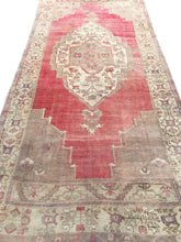 Load image into Gallery viewer, 5x12 Vintage Central Anatolian Oushak Style &#39;Taşpınar&#39; Turkish Area Rug | Bold Medallion Muted Colors Stylized Border | SKU 207
