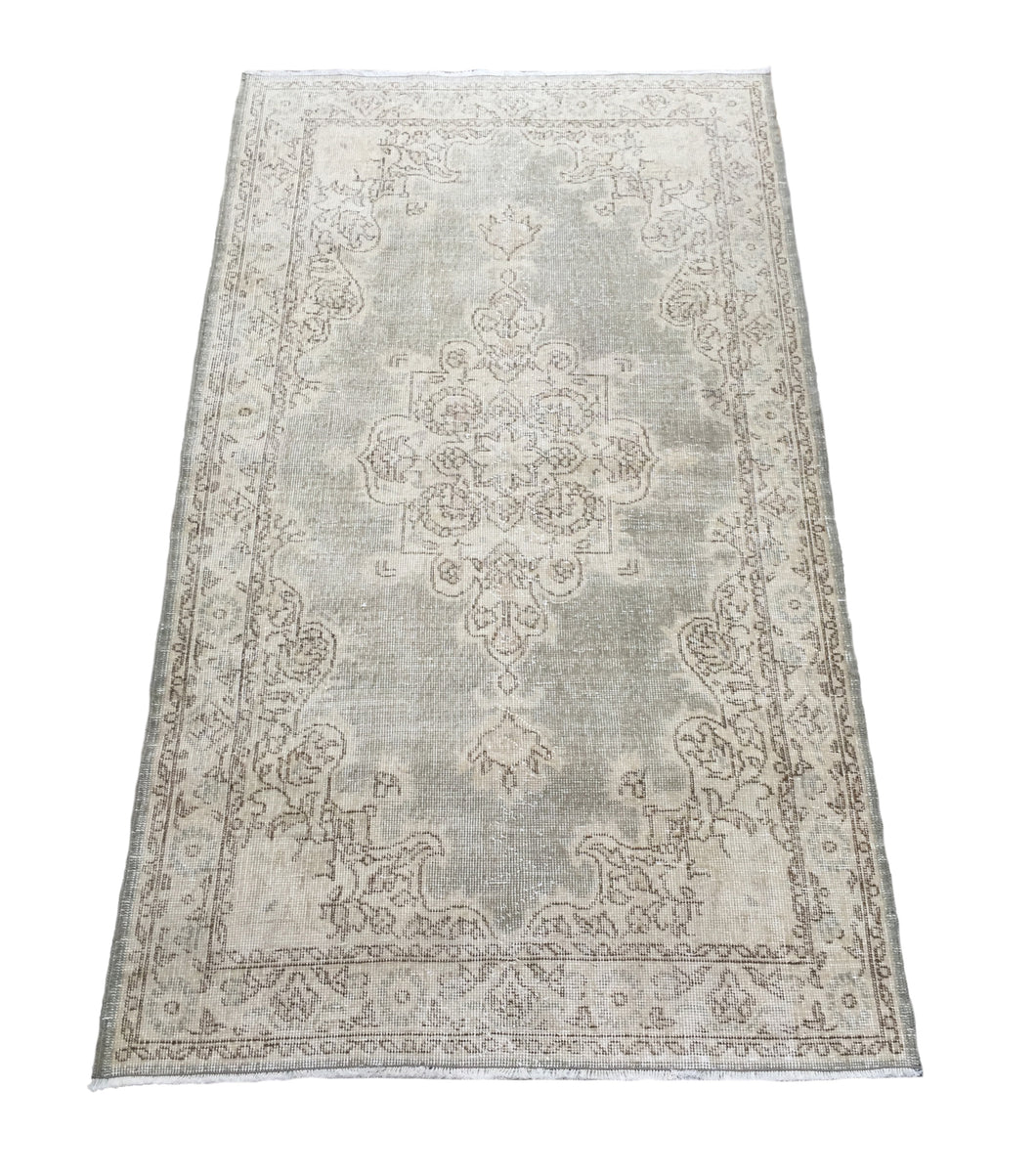 4x7 Vintage Central Anatolian Oushak Style 'Isparta' Turkish Area Rug | Bold Medallion Intricate Design Muted Colors Stylized Border | SKU 221