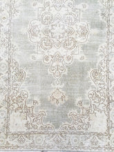 Load image into Gallery viewer, 4x7 Vintage Central Anatolian Oushak Style &#39;Isparta&#39; Turkish Area Rug | Bold Medallion Intricate Design Muted Colors Stylized Border | SKU 221
