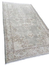 Load image into Gallery viewer, 4x7 Vintage Central Anatolian Oushak Style &#39;Isparta&#39; Turkish Area Rug | Bold Medallion Intricate Design Muted Colors Stylized Border | SKU 221
