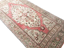 Load image into Gallery viewer, 5x10 Vintage Central Anatolian Oushak Style &#39;Taşpınar&#39; Turkish Area Rug | Flower Embellished Bold Medallion Warm Muted Colors Stylized Corner Design Intricate Border | SKU 230
