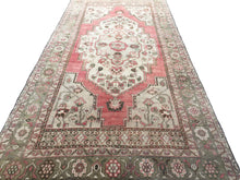 Load image into Gallery viewer, 5x10 Vintage Central Anatolian Oushak Style &#39;Taşpınar&#39; Turkish Area Rug | Flower Embellished Bold Medallion Warm Muted Colors Stylized Corner Design Intricate Border | SKU 230
