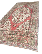 Load image into Gallery viewer, 5x10 Vintage Central Anatolian Oushak Style &#39;Taşpınar&#39; Turkish Area Rug | Flower Embellished Bold Medallion Warm Muted Colors Stylized Corner Design Intricate Border | SKU 230
