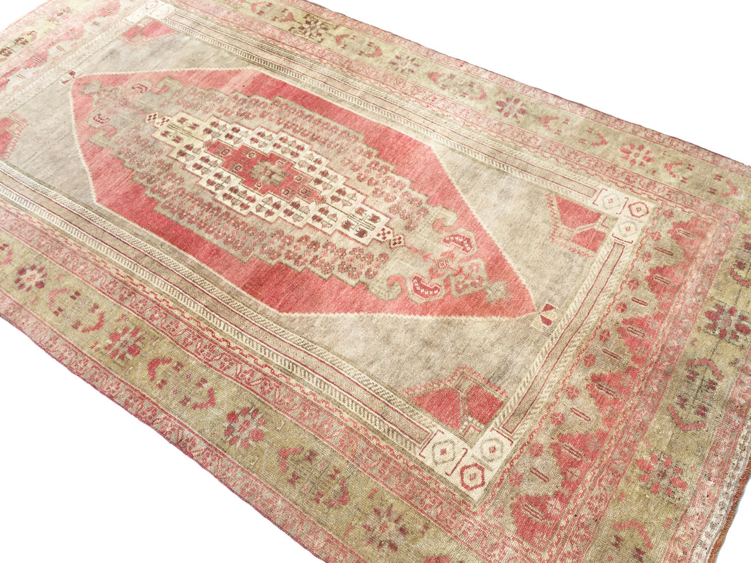 6x10 Vintage Central Anatolian Oushak Style 'Taşpınar' Turkish Area Rug | Bold Medallion Warm Muted Colors Stylized Borders | SKU 237