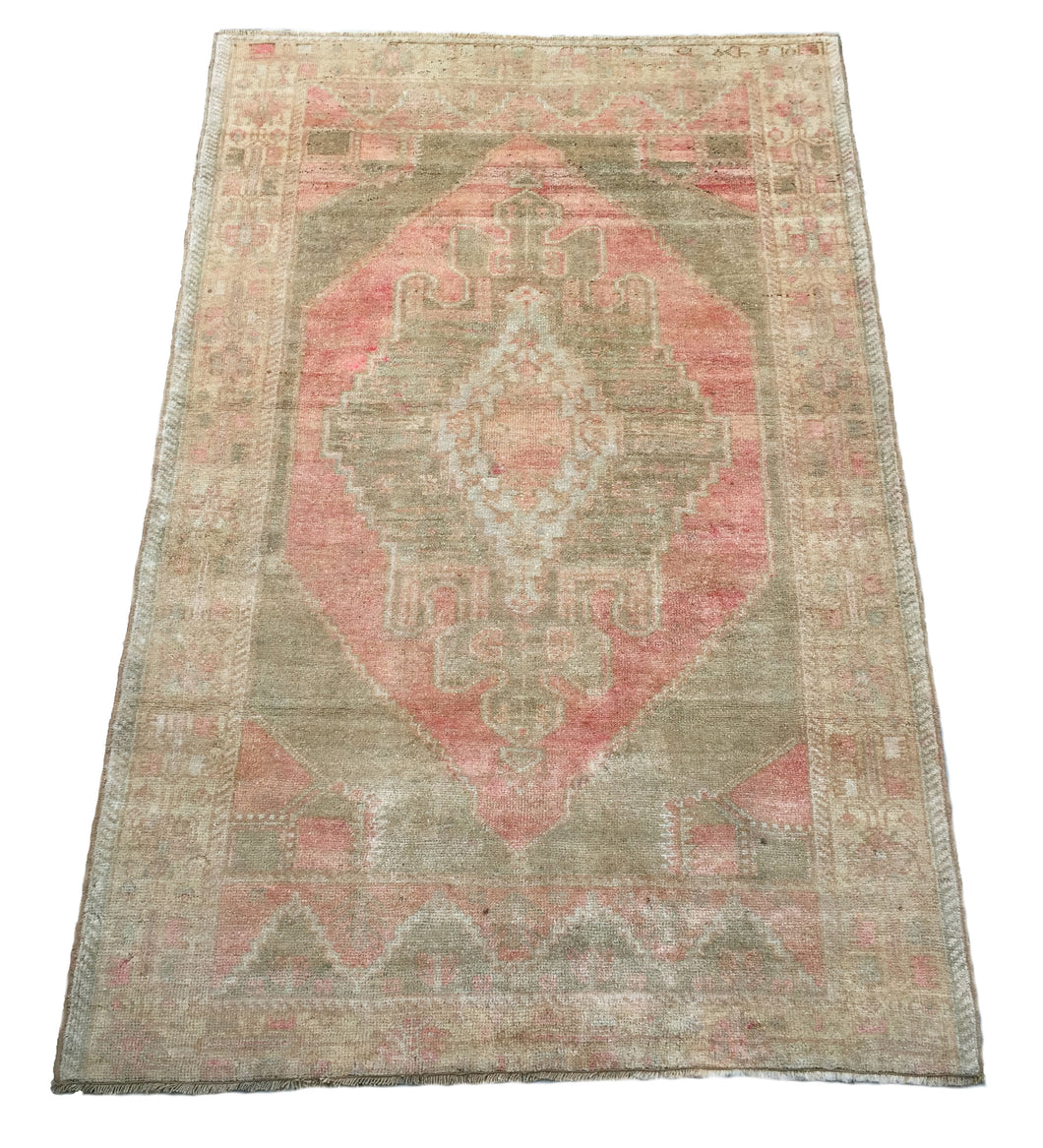 4x6 Vintage Central Anatolian Oushak Style 'Taşpınar' Turkish Area Rug | Diamond Medallion Muted Colors Geometric Design | SKU 268