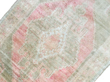 Load image into Gallery viewer, 4x6 Vintage Central Anatolian Oushak Style &#39;Taşpınar&#39; Turkish Area Rug | Diamond Medallion Muted Colors Geometric Design | SKU 268
