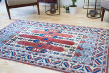 Load image into Gallery viewer, 4x6 Vintage Central Anatolian &#39;Yoruk&#39; Turkish Area Rug | Three pillar design in the field, graphic border | SKU 341
