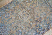 Load image into Gallery viewer, 4x6 Vintage Western Anatolian Oushak Style &#39;Canakkale&#39; Turkish Area Rug | Diamond Medallion Graphic Design on Muted Field | SKU 366
