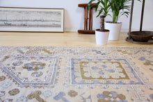 Load image into Gallery viewer, 7X10 Vintage Western Anatolian Oushak Style &#39;Canakkale&#39; Turkish Area Rug Traditional geometric design rich field geometric border | SKU 382
