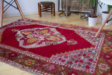 Load image into Gallery viewer, 4x5 Vintage Central Anatolian &#39;Kirsehir&#39; Turkish Area Rug | Bold medallion floral design red field pink accents | SKU 403

