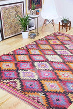 Load image into Gallery viewer, 6x9 Vintage Anatolian Turkish Kilim Area Rug | Repeating geometric tribal symbols | SKU 412
