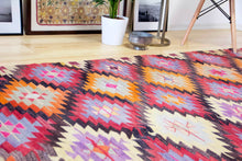 Load image into Gallery viewer, 6x9 Vintage Anatolian Turkish Kilim Area Rug | Repeating geometric tribal symbols | SKU 412
