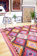 Load image into Gallery viewer, 6x9 Vintage Anatolian Turkish Kilim Area Rug | Repeating geometric tribal symbols | SKU 412
