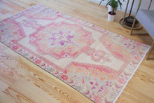Load image into Gallery viewer, 4x7 Vintage Central Anatolian &#39;Oushak&#39; Turkish Area Rug | Bold Medallion Spacious Field Pink Accents | SKU 424
