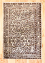 Load image into Gallery viewer, 4x6 Vintage Central Anatolian &#39;Kayseri&#39; Turkish Area Rug | Geometric design natural earthy colors  | SKU 490

