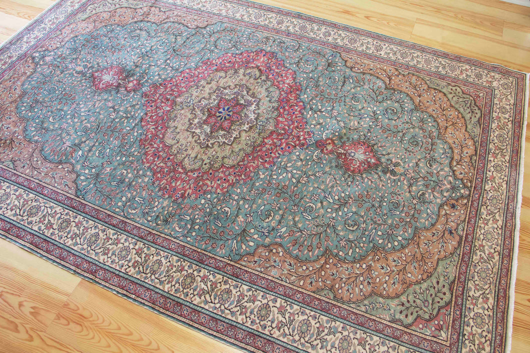 7x10 Vintage Central Anatolian 'Kayseri' Turkish Area Rug | Intricate floral design bold medallion floral border | SKU 514