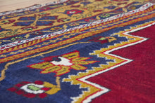 Load image into Gallery viewer, 8x12 Vintage Central Anatolian &#39;Taspinar&#39; Turkish Area Rug Bold Light Medallion Red Field Floral Embellishments | SKU 538
