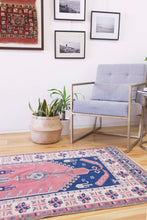Load image into Gallery viewer, 3x5 Vintage Central Anatolian &#39;Aksaray&#39; Turkish Area Rug with single niche design stylized figures muted colors geometric border | SKU 565
