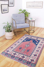 Load image into Gallery viewer, 3x5 Vintage Central Anatolian &#39;Aksaray&#39; Turkish Area Rug with single niche design stylized figures muted colors geometric border | SKU 565
