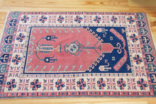 Load image into Gallery viewer, 3x5 Vintage Central Anatolian &#39;Aksaray&#39; Turkish Area Rug with single niche design stylized figures muted colors geometric border | SKU 565
