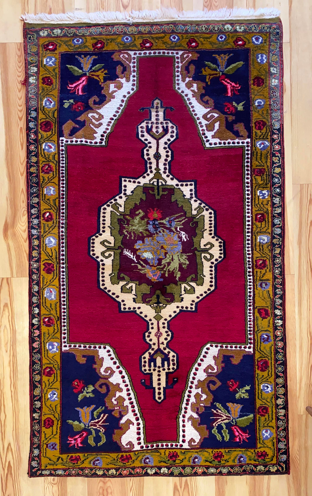 5x9 Vintage Central Anatolian 'Aksaray' Turkish Area Rug | Single Bold Geometric Medallion Red Field Stylized Floral Border | SKU 568
