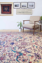 Load image into Gallery viewer, 9x13 Vintage Central Anatolian &#39;Kayseri&#39; Turkish Oversized Area Rug | Symmetrical intricate design with flower and vine motifs | SKU 588
