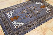 Load image into Gallery viewer, 5x8 Vintage Central Anatolian &#39;Konya&#39; Turkish Area Rug | Unique Medallion Design Spacious Field Geometric Border Natural Colors | SKU 596
