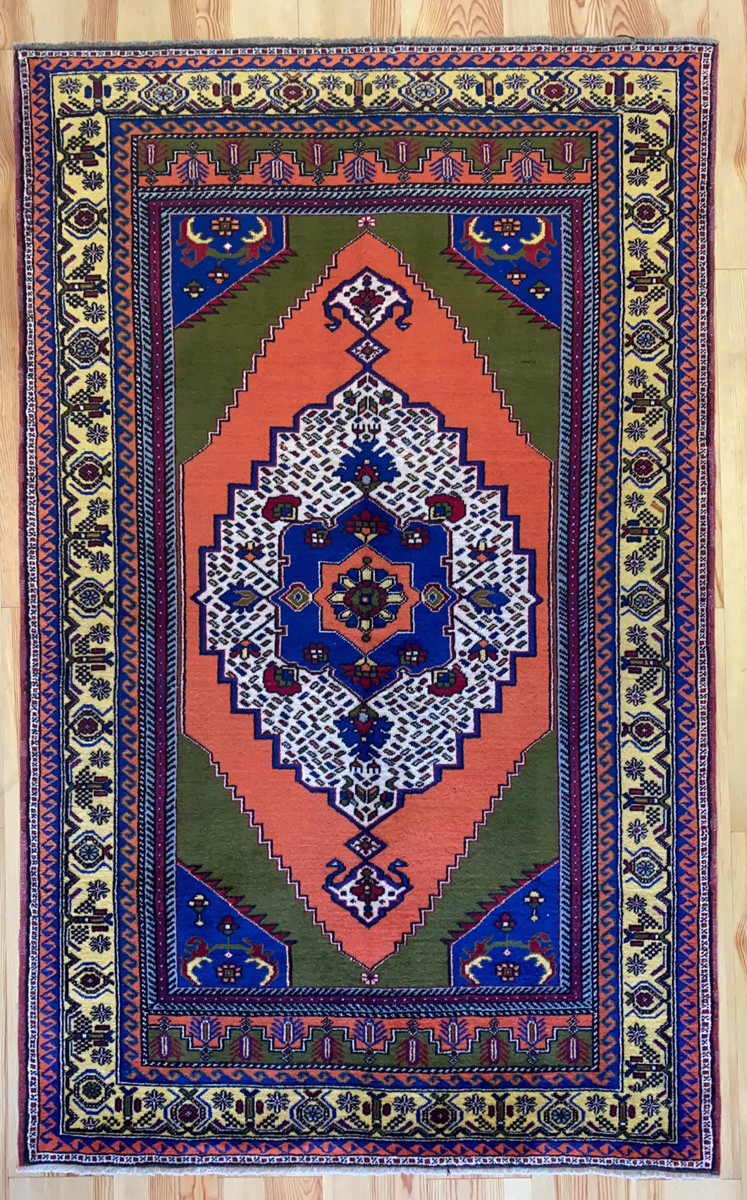 6x9 Vintage Central Anatolian 'Taspinar' Turkish Area Rug | Bold Medallion Vibrant Colors Stylized Border | SKU 630