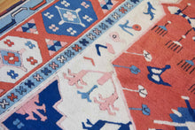 Load image into Gallery viewer, 6x8 Vintage Central Anatolian &#39;Yoruk&#39; Turkish Rug | Bold Medallion Symmetrical Geometric Design Soft Colors  | SKU 636
