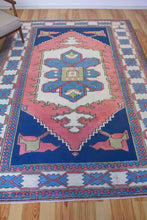 Load image into Gallery viewer, 7x10 Vintage Central Anatolian &#39;Sultanhan&#39; Turkish Area Rug | Bold Large Medallion on Spacious Field Simple Design Geometric Corners Stylized Border | SKU 647
