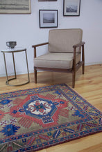 Load image into Gallery viewer, 4x6 Vintage Central Anatolian &#39;Taspinar&#39; Turkish Area Rug | Double Medallion Geometric Design Stylized Border Subtle Colors | SKU 660
