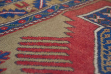 Load image into Gallery viewer, 4x6 Vintage Central Anatolian &#39;Taspinar&#39; Turkish Area Rug | Double Medallion Geometric Design Stylized Border Subtle Colors | SKU 660
